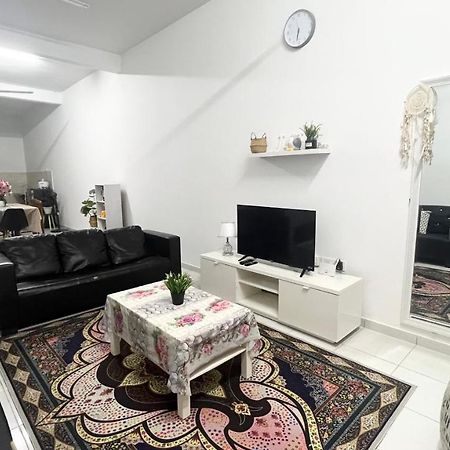 Labu Homestay Near Plaza Tol Bandar Ainsdale מראה חיצוני תמונה